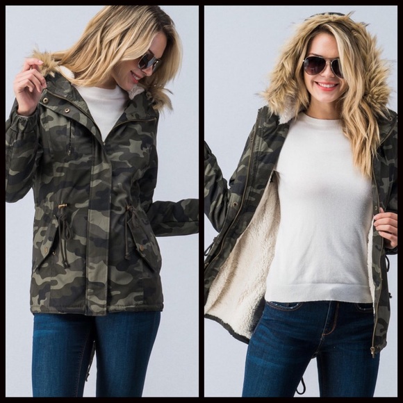 CLEARANCE-FIRM‼️Sherpa Lined Camo Jacket - Picture 3 of 8